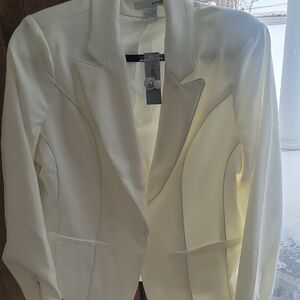 WD.NY Women's Ivory Blazer